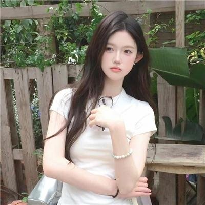 美女来了在线观看封面